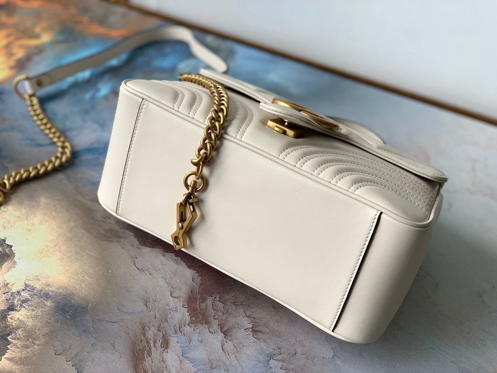 GUCCI Marmont 26.5cm White Calfskin Gold Hardware