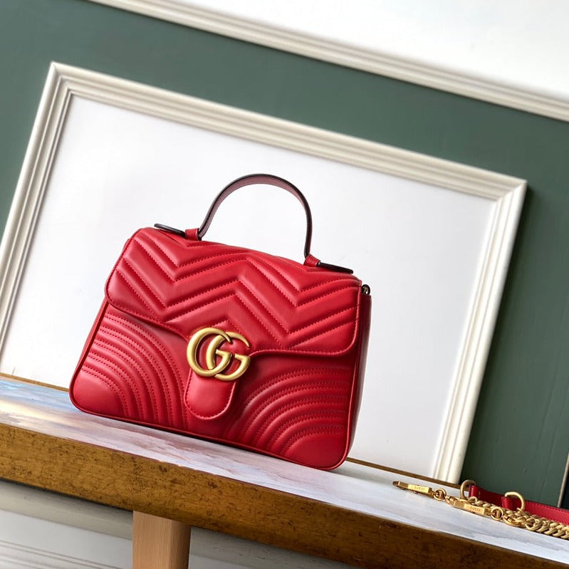 GUCCI Marmont 26.5cm Red Calfskin Gold Hardware