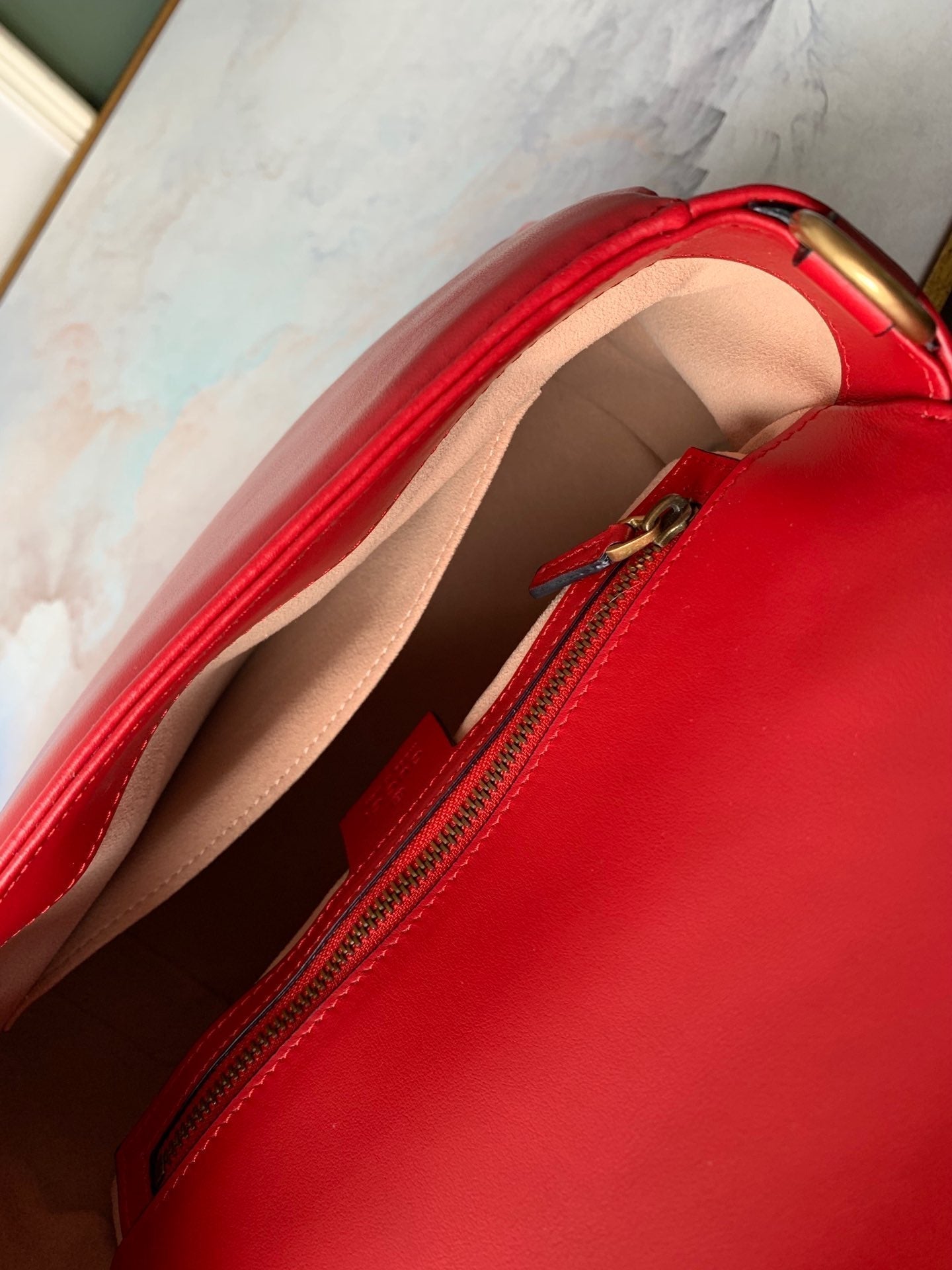 GUCCI Marmont 26.5cm Red Calfskin Gold Hardware