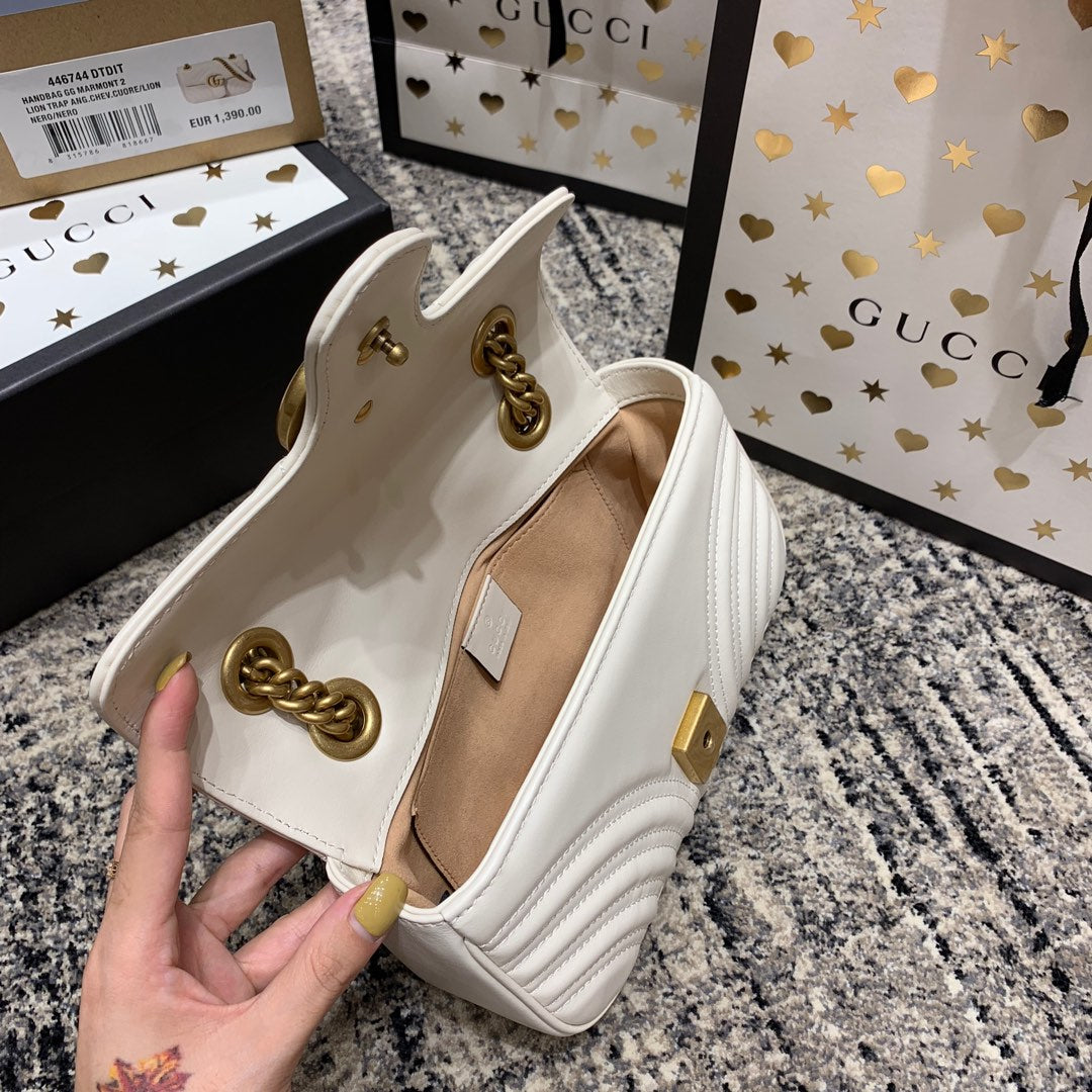 GUCCI Marmont 22cm White Calfskin Gold Hardware
