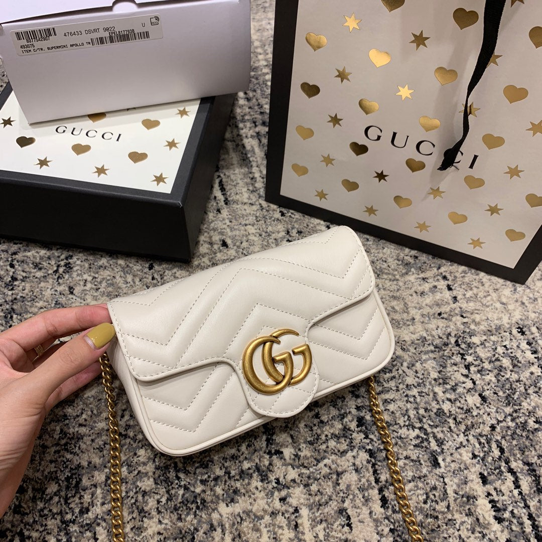 GUCCI Marmont Mini 16.5cm White Calfskin Gold Hardware