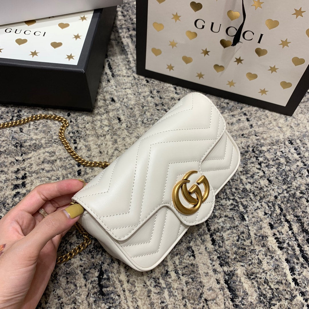 GUCCI Marmont Mini 16.5cm White Calfskin Gold Hardware