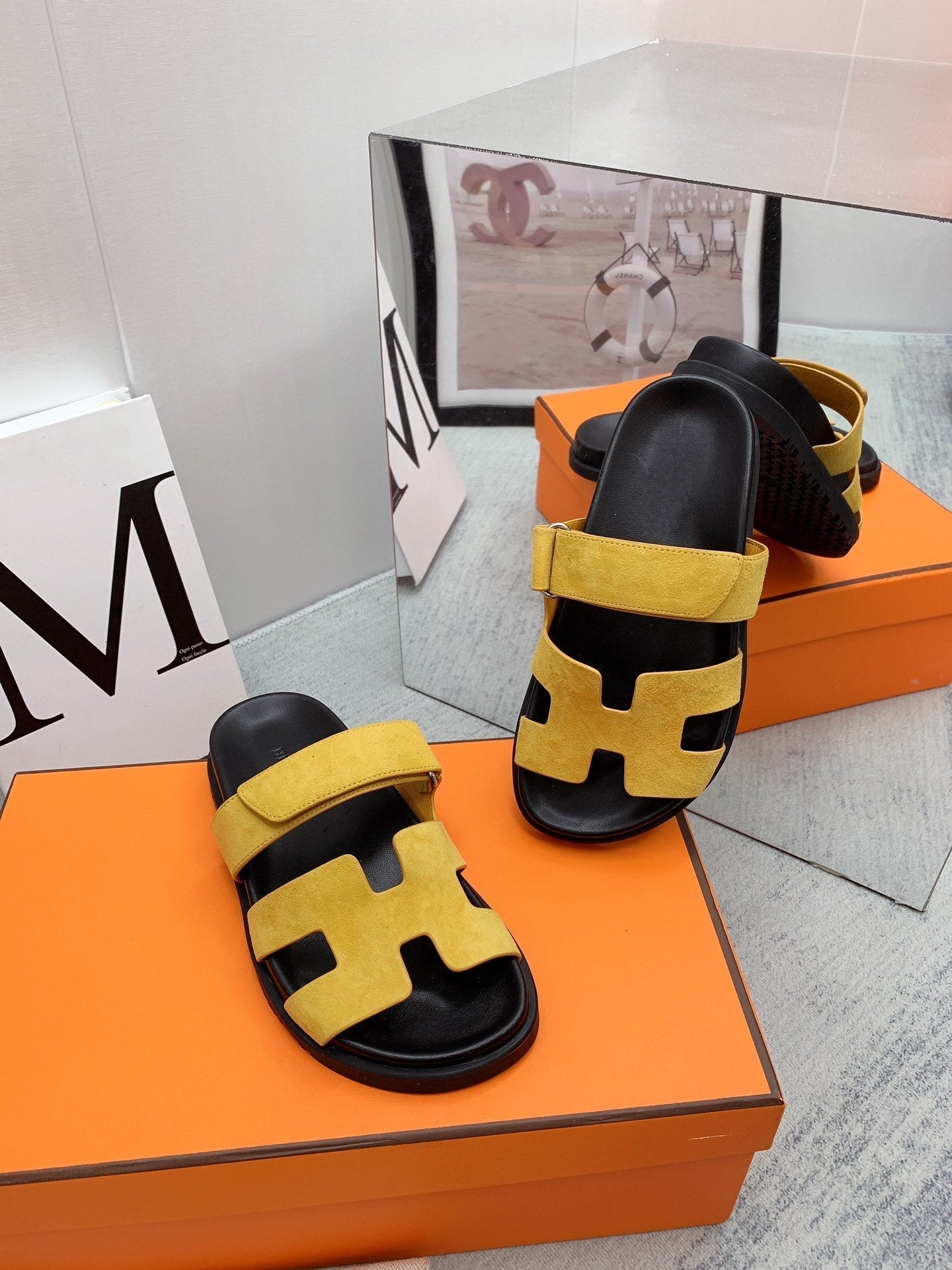 HERMES Chypre Sandal Yellow