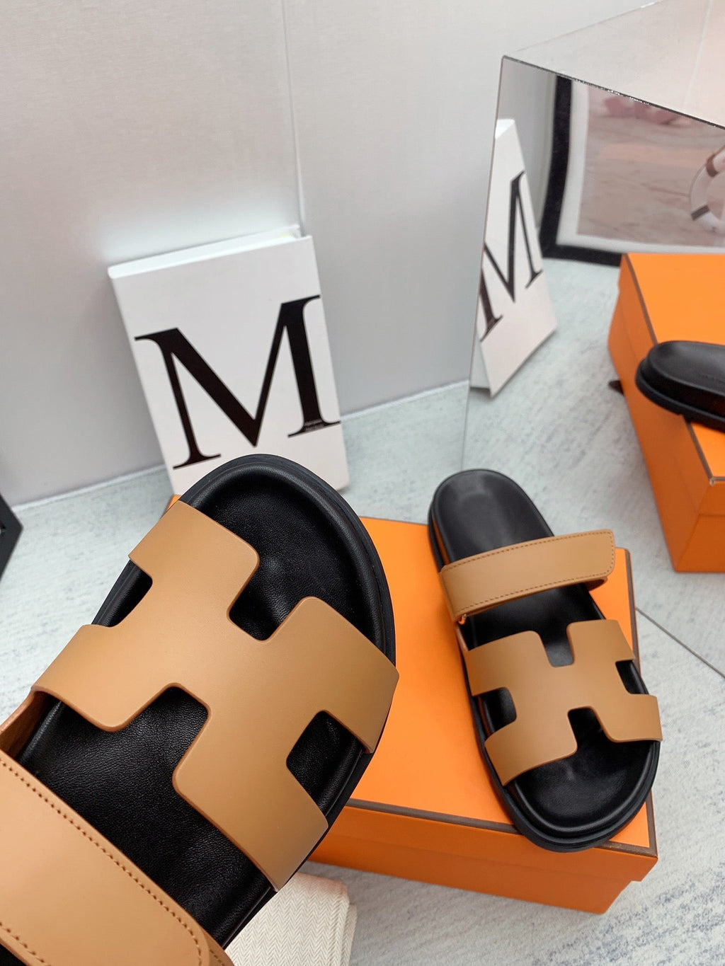 HERMES Chypre Sandal Gold