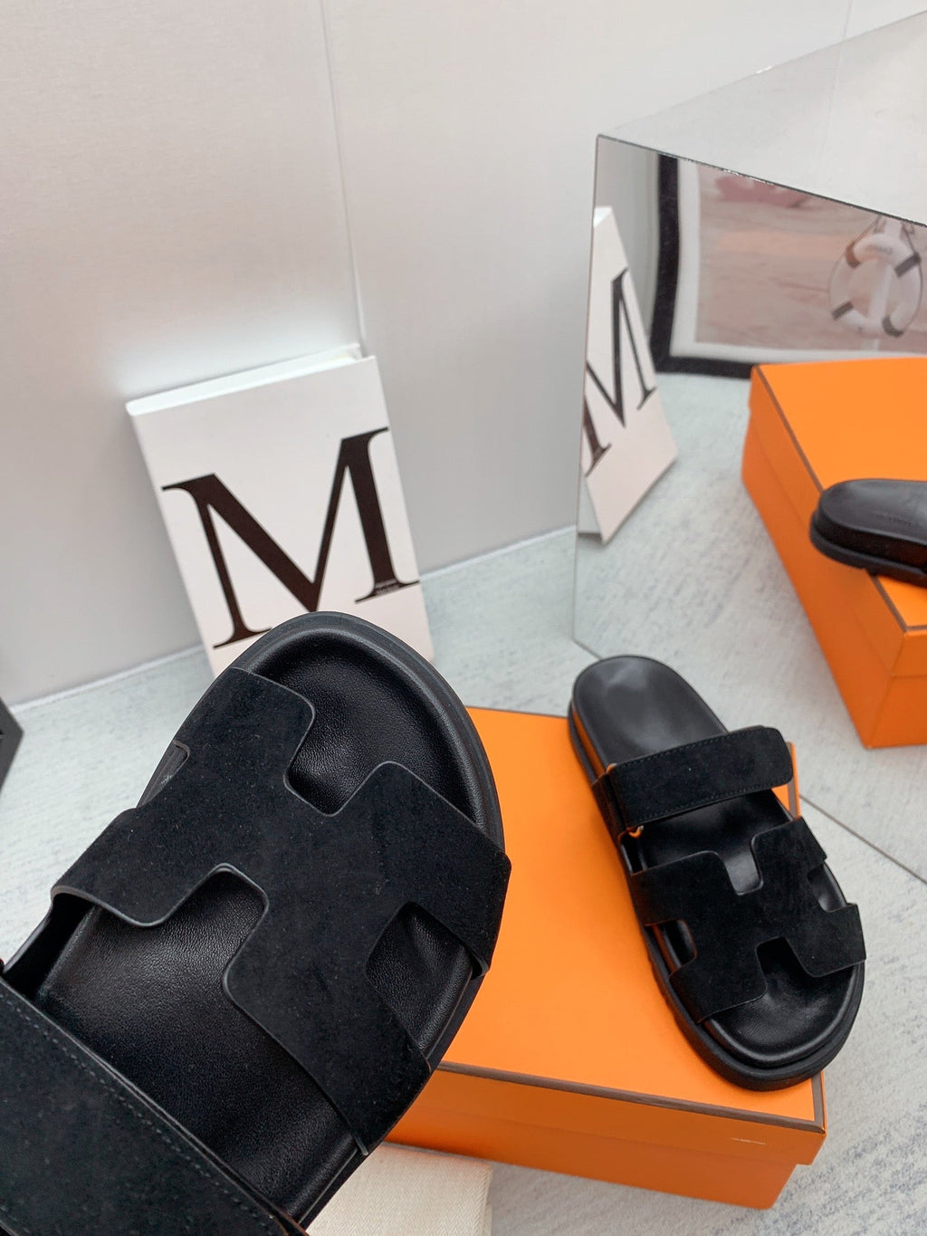 HERMES Chypre Sandal Black velvet lining