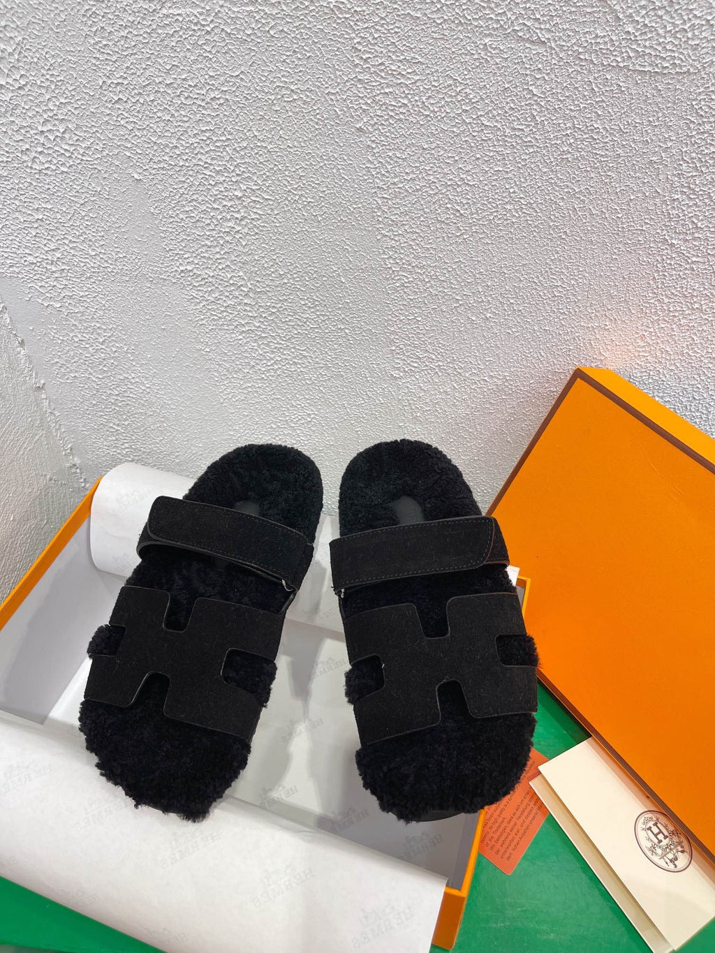 HERMES Chypre Sandal Black shearling insole Black Velvet leather lining