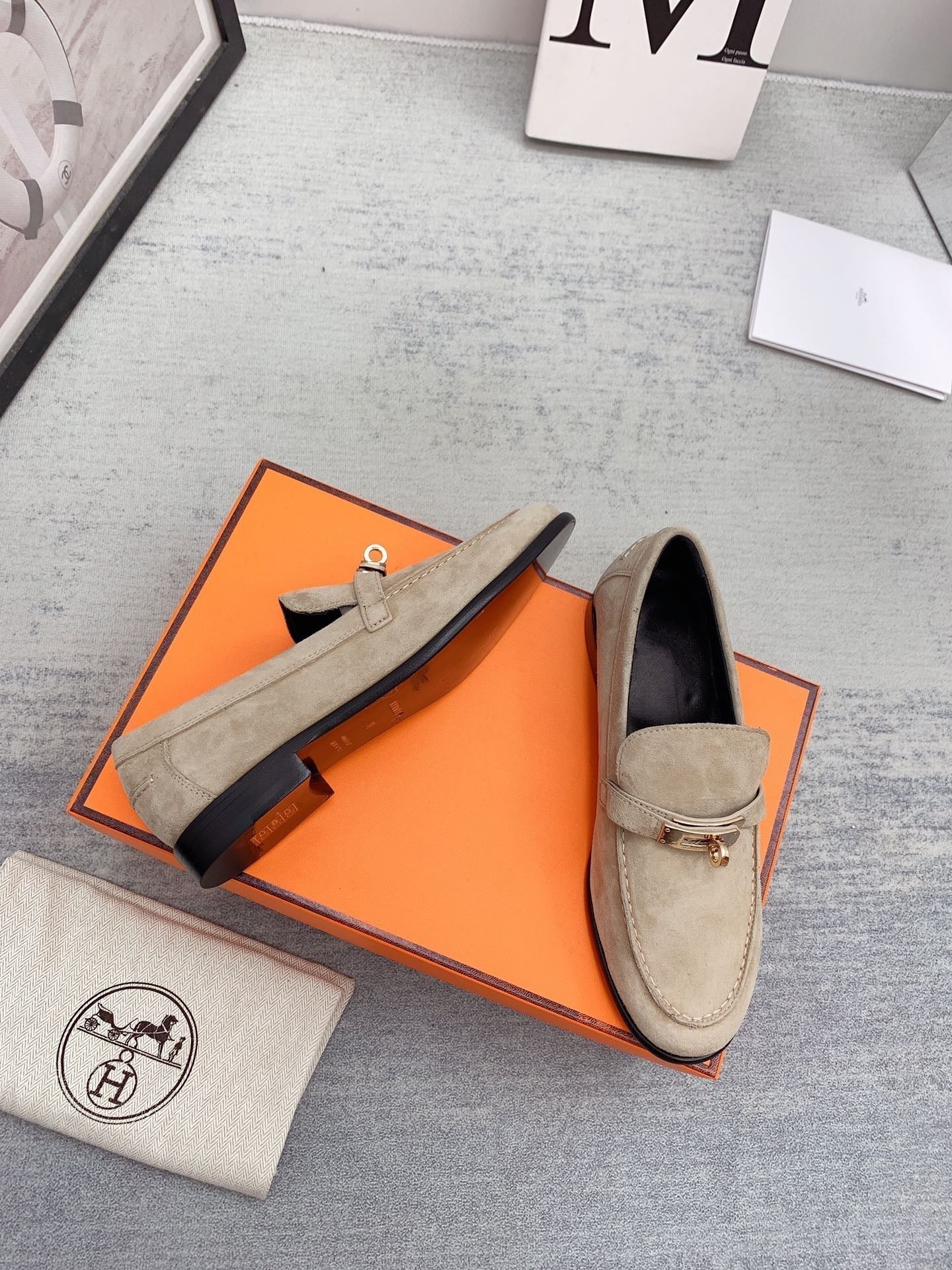 HERMES Destin Loafer Suede Beige