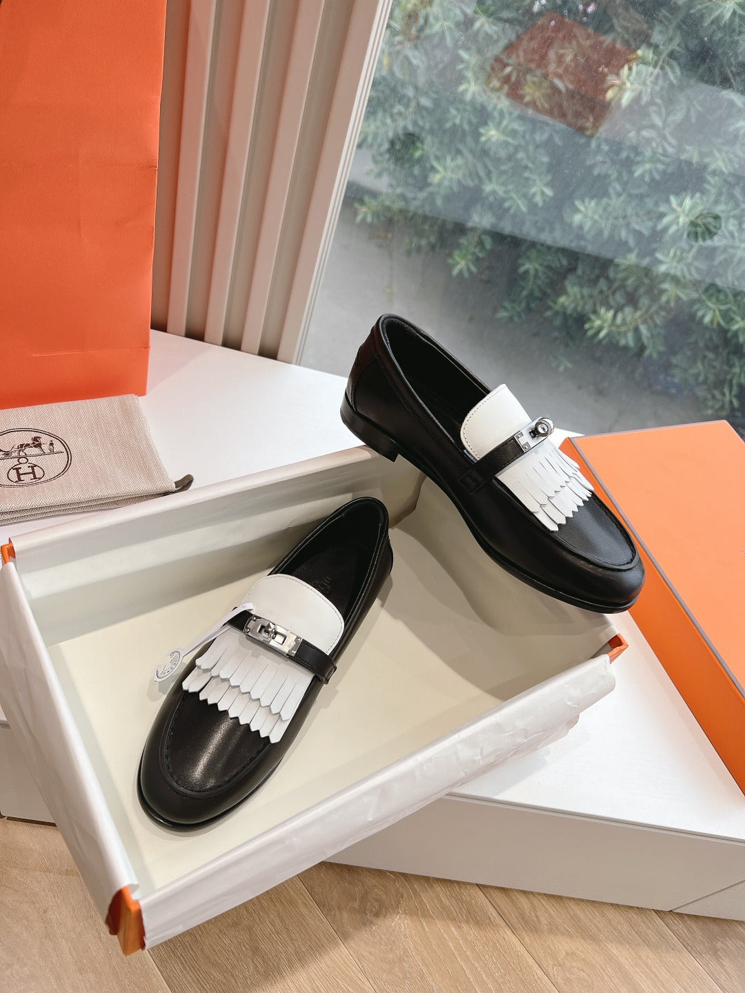 HERMES Destin Loafer Black Goatskin with White Fringe Detail