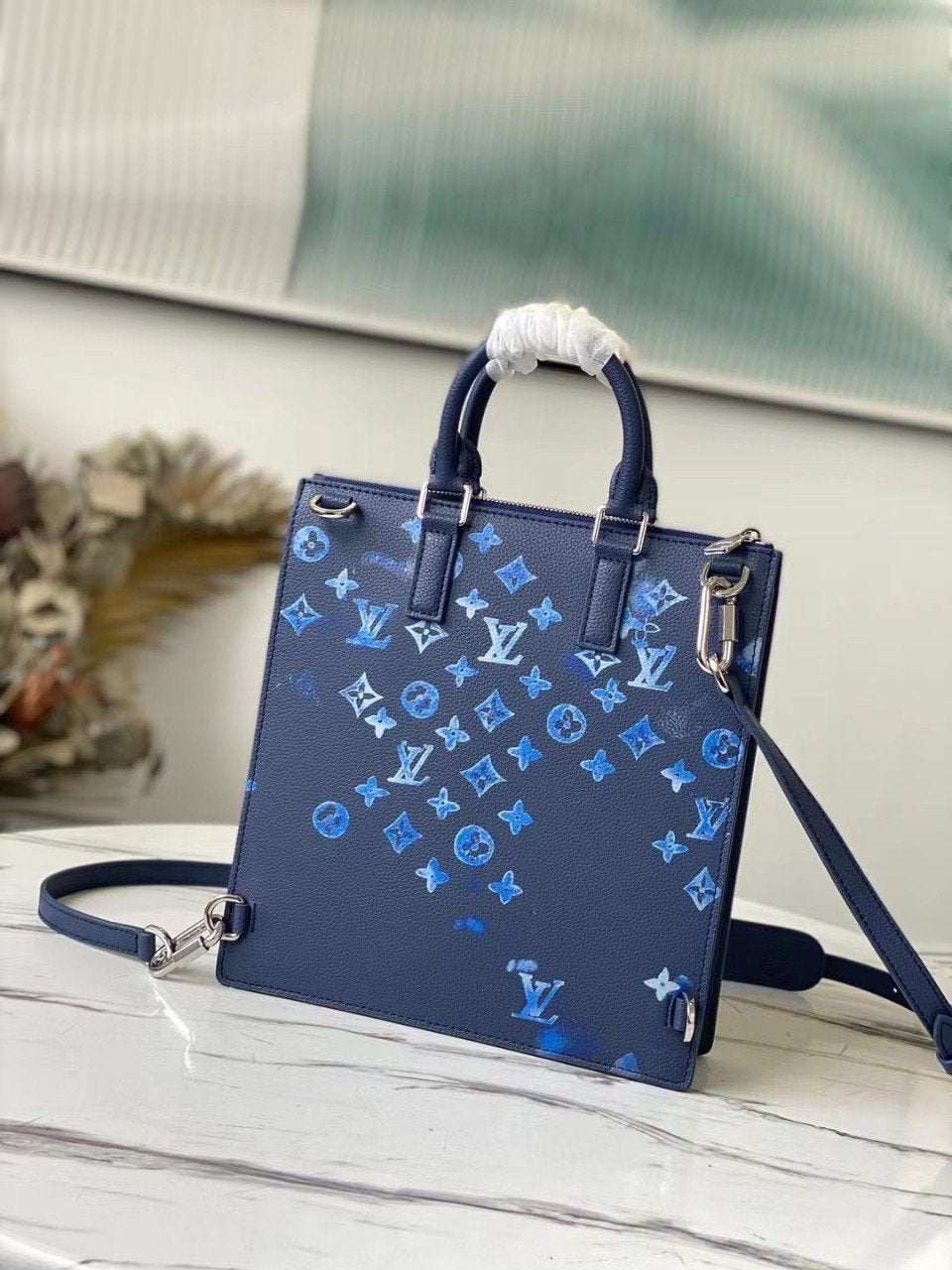 LOUIS VUITTON LV SAC PLAT ZIPPE