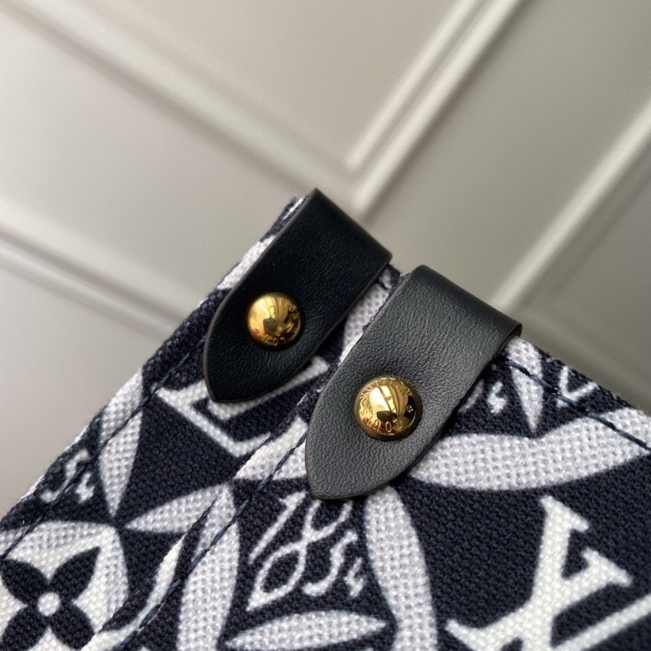 LOUIS VUITTON LV SINCE 1854 ONTHEGO GM GREY TEXTILE