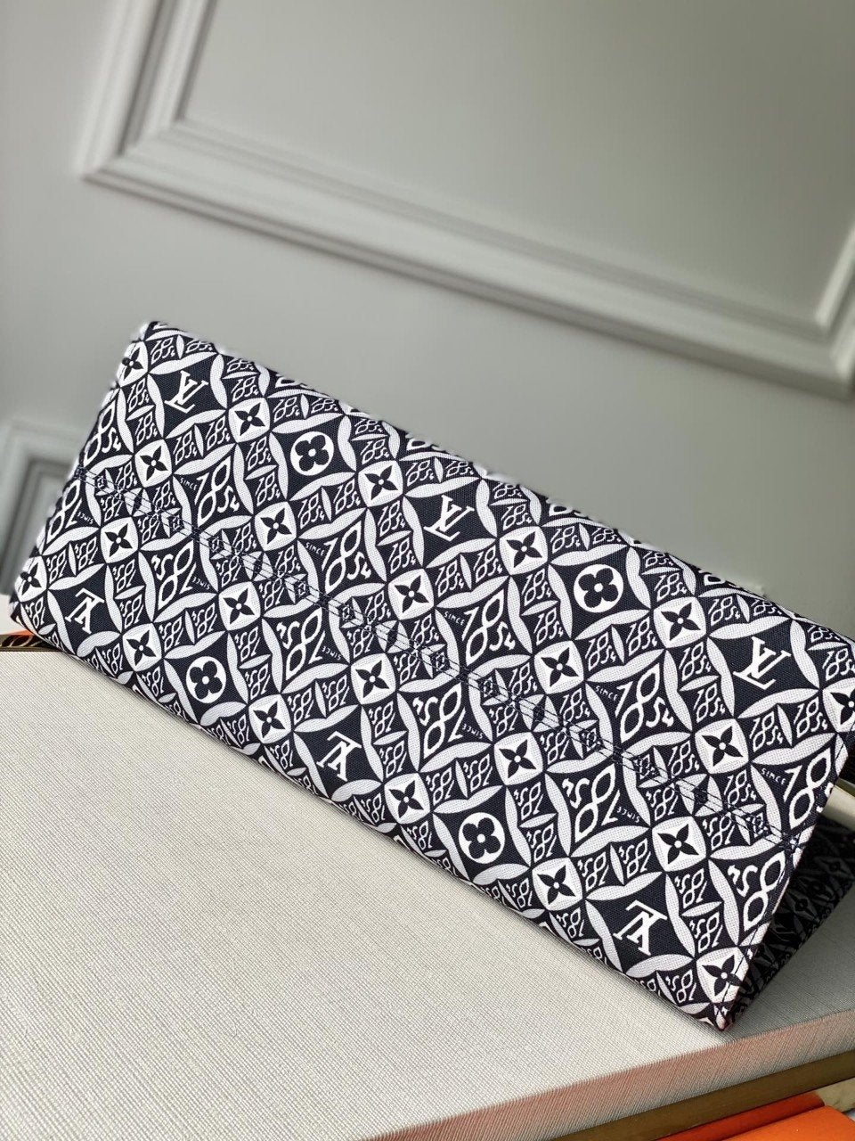 LOUIS VUITTON LV SINCE 1854 ONTHEGO GM GREY TEXTILE